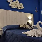 Marina Blu Bed & Breakfast 4*