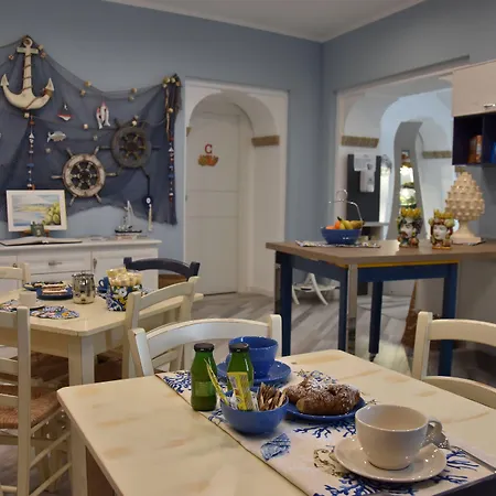 Bed & Breakfast Marina Blu Giardini-Naxos