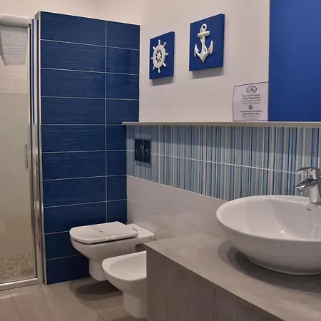 Marina Blu Alojamento de Acomodação e Pequeno-almoço 4*